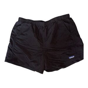 Patagonia size Large Black Shorts